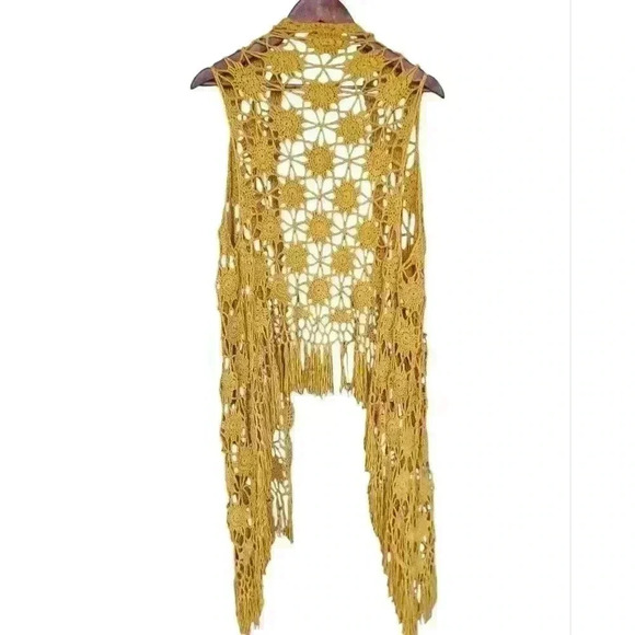 Daytrip Crochet Vest - Picture 3 of 5